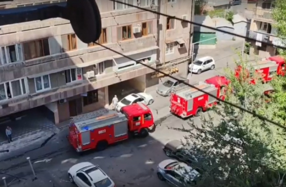 Հրդեհ է բռնկվել Երևանի Նար-Դոսի փողոցի բնակարաններից մեկում․ կա տուժած (տեսանյութ)